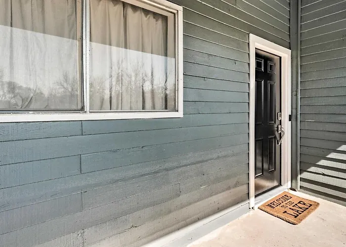Idyllic Montgomery Condo W/ Pool & Lake View!