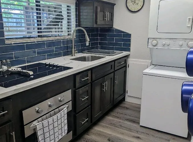 Lake Conroy Estates - Unit B With Pool Access